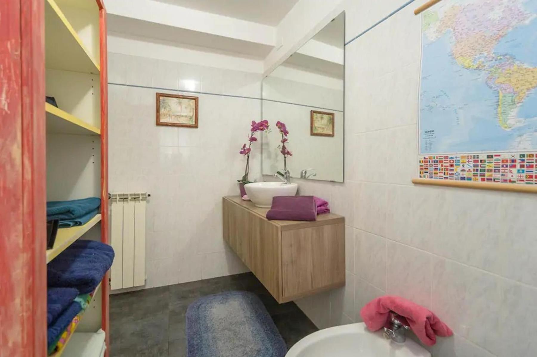 Pippi's Aquarium With A/c Apartment Genoa